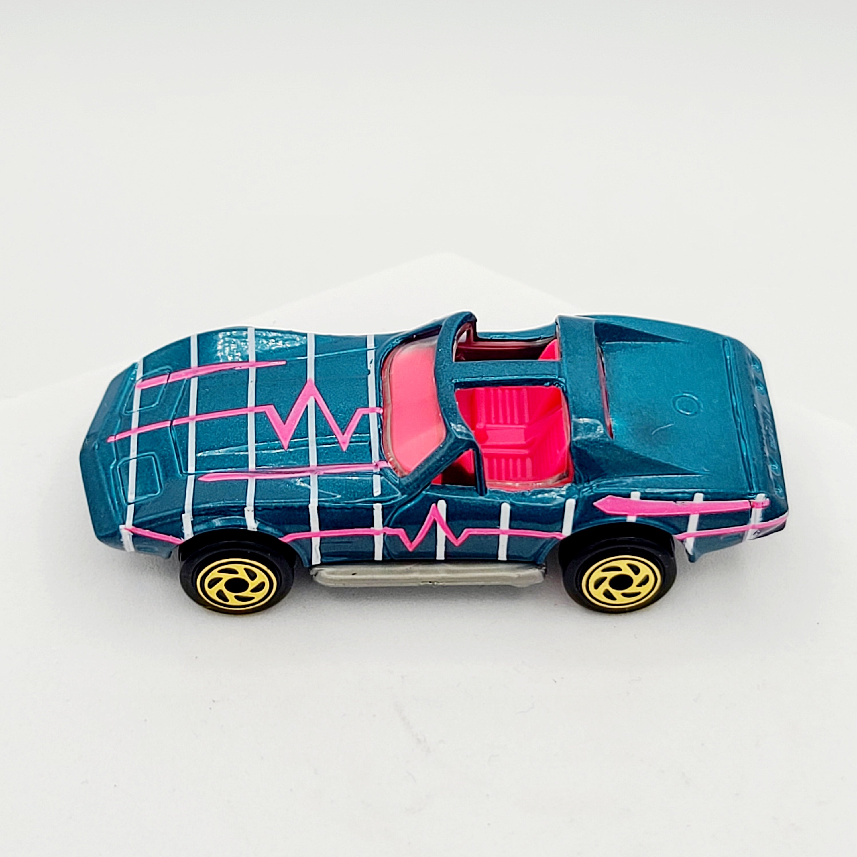Matchbox Corvette T-Top (1994 MBX Basic 1-75)